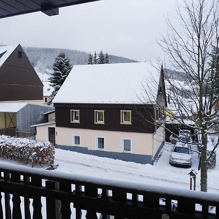 Ferienwohnung Korn Mit Tiefgarage Und Skiraum Oberwiesenthal Exteriér fotografie