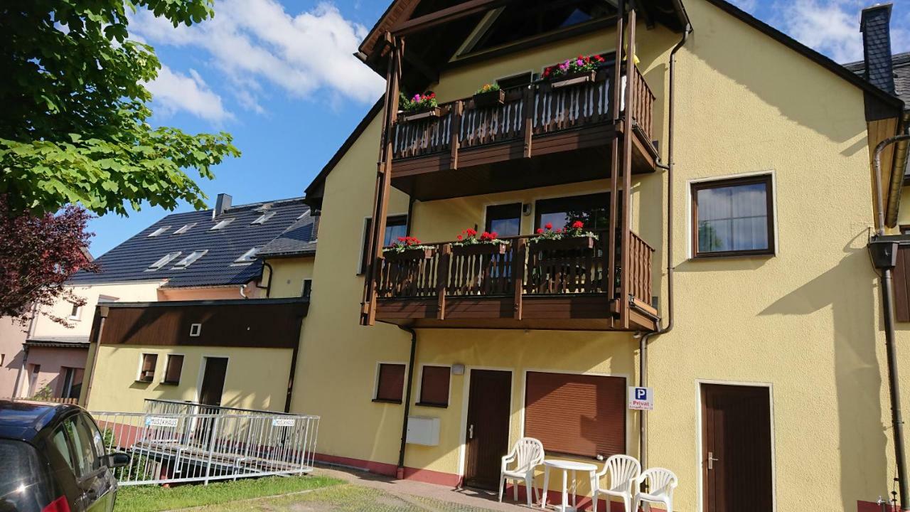 Ferienwohnung Korn Mit Tiefgarage Und Skiraum Oberwiesenthal Exteriér fotografie